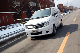 2013款郑州日产帅客1.5L
