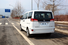 2013款郑州日产帅客1.5L