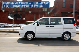 2013款郑州日产帅客1.5L