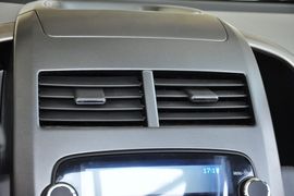2011款雪佛兰爱唯欧两厢1.4SL自动型