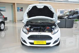 2013款福特嘉年华1.5L手动时尚型