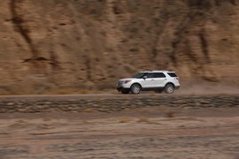 2013款福特探险者试驾