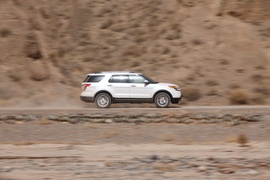 2013款福特探险者试驾