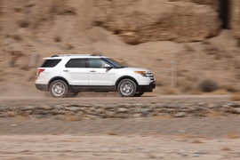 2013款福特探险者试驾