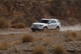 2013款福特探险者试驾