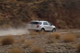 2013款福特探险者试驾