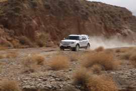 2013款福特探险者试驾