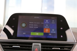 2017款宝骏310W静态体验