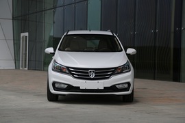 2017款宝骏310W静态体验