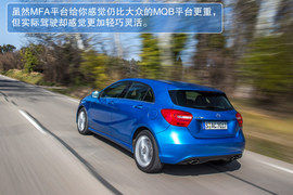 2013款全新奔驰A级海外试驾实拍