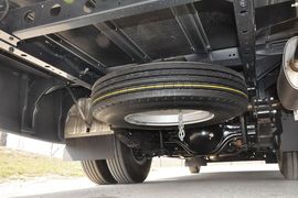 2013款日产碧莲4.5L