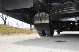 2013款日产碧莲4.5L