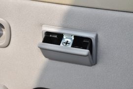 2013款日产碧莲4.5L