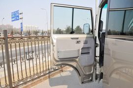 2013款日产碧莲4.5L