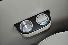 2013款日产碧莲4.5L