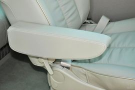 2013款日产碧莲4.5L