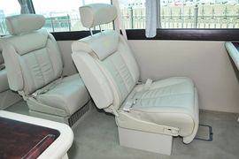 2013款日产碧莲4.5L