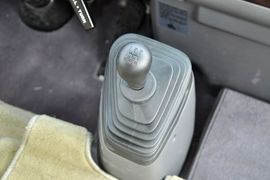 2013款日产碧莲4.5L