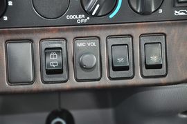 2013款日产碧莲4.5L