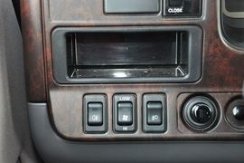 2013款日产碧莲4.5L