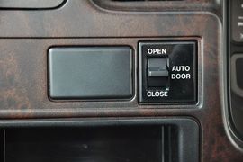 2013款日产碧莲4.5L