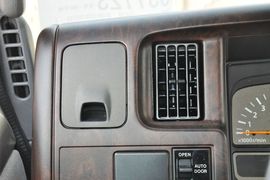 2013款日产碧莲4.5L