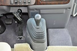 2013款日产碧莲4.5L