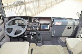 2013款日产碧莲4.5L