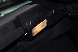 2012款雪铁龙世嘉两厢2.0L自动乐炫型
