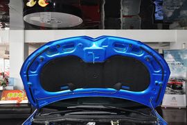 2012款雪铁龙世嘉两厢2.0L自动乐炫型