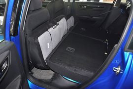 2012款雪铁龙世嘉两厢2.0L自动乐炫型