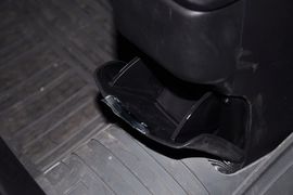 2012款雪铁龙世嘉两厢2.0L自动乐炫型