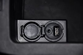 2012款雪铁龙世嘉两厢2.0L自动乐炫型