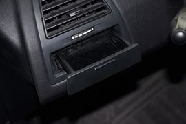 2012款雪铁龙世嘉两厢2.0L自动乐炫型