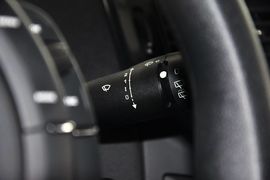 2012款雪铁龙世嘉两厢2.0L自动乐炫型