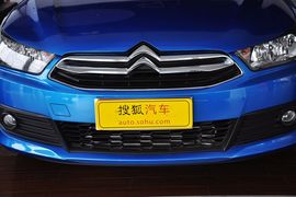 2012款雪铁龙世嘉两厢2.0L自动乐炫型