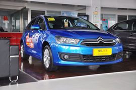 2012款雪铁龙世嘉两厢2.0L自动乐炫型