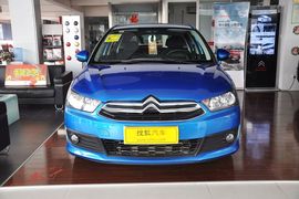 2012款雪铁龙世嘉两厢2.0L自动乐炫型