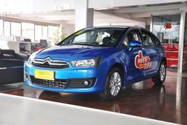 2012款雪铁龙世嘉两厢2.0L自动乐炫型