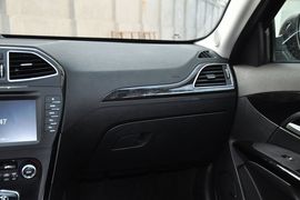 2013款北京绅宝1.8T手自一体到店实拍