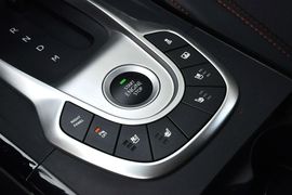 2013款北京绅宝1.8T手自一体到店实拍