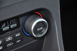 2013款北京绅宝1.8T手自一体到店实拍