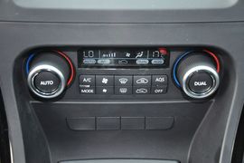 2013款北京绅宝1.8T手自一体到店实拍