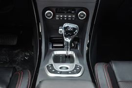 2013款北京绅宝1.8T手自一体到店实拍