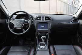 2013款北京绅宝1.8T手自一体到店实拍