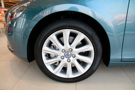 沃尔沃V40济南站到店实拍