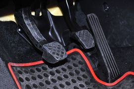 2012款大众高尔夫1.6L手动时尚型