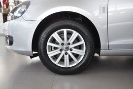 2012款大众高尔夫1.6L手动时尚型