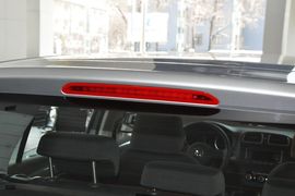 2012款大众高尔夫1.6L手动时尚型