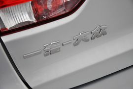 2012款大众高尔夫1.6L手动时尚型
